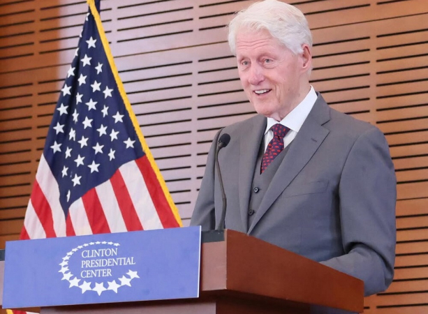 Bill Clinton foi presidente dos Estados Unidos entre 1993 e 2001