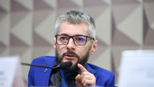 Adroaldo da Cunha Portal (foto) é exonerado pelo ministro da Previdência Social, Wolney Queiroz, nesta quinta-feira (18)