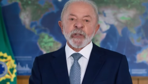 Presidente Lula durante pronunciamento à nação neste domingo (30)