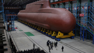 Submarino nuclear de mísseis guiados estratégicos de 8.700 da Coreia do Norte