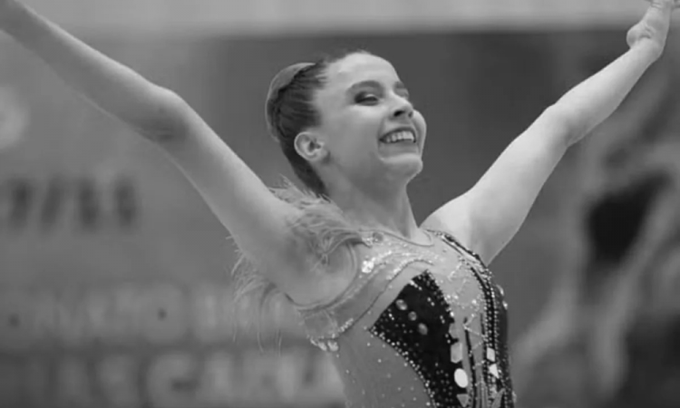 Ginasta Isabelle Marciniak, que morreu nesta quarta-feira (24), vítima de câncer
