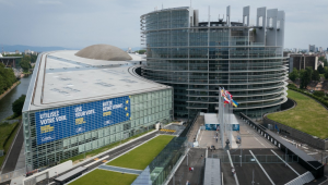 Vista aérea mostra o edifício do Parlamento Europeu em Estrasburgo, no leste da França