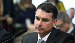 Em reunião, partidos de centro-direita apontam resistência a Flávio Bolsonaro