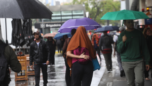 Chuvas deixam mais de 46 mil imóveis sem energia em SP