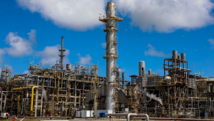 Petrobras e Braskem firmam acordos de R$ 98,5 bilhões para fornecimento de matéria-prima