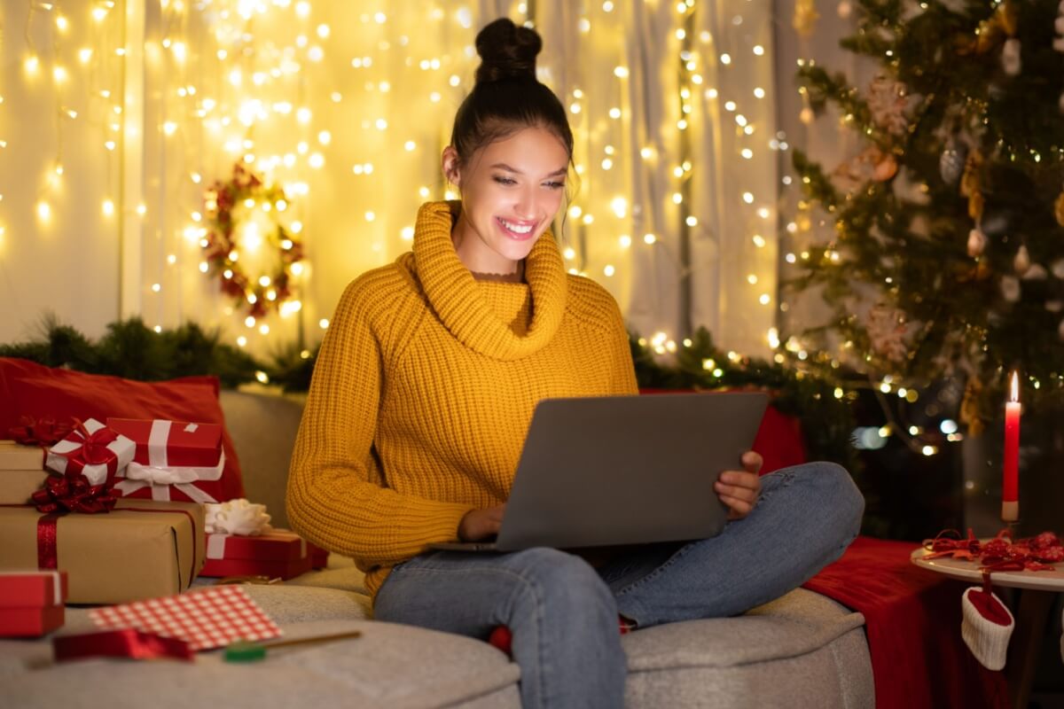 É importante se proteger de golpes digitais durante as compras de fim de ano 