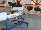 UAV Mohajer-2 parcialmente montado na Base Aérea de El Libertador. Foto: