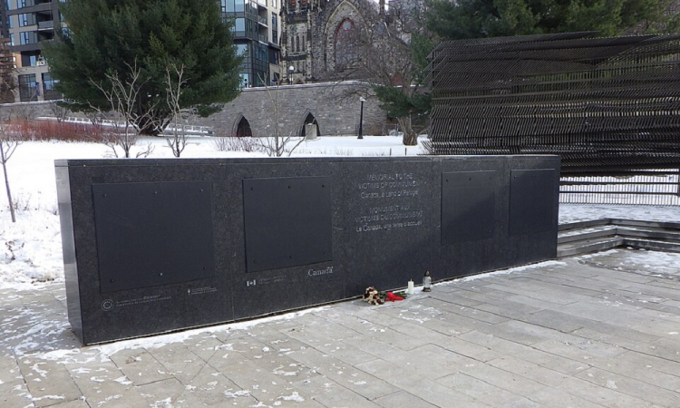 Memorial Canadá