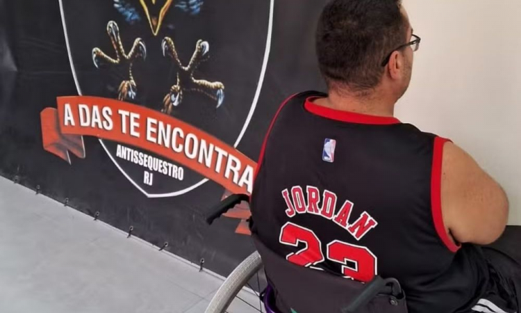 perseguidor de isis valverde