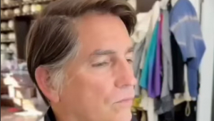 Saem primeiras imagens de Jim Caviezel como Jair Bolsonaro