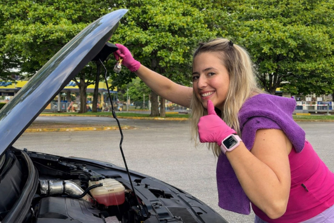 Vittória Gabriela lançou aplicativo para ajudar mulheres na manutenção de carros
