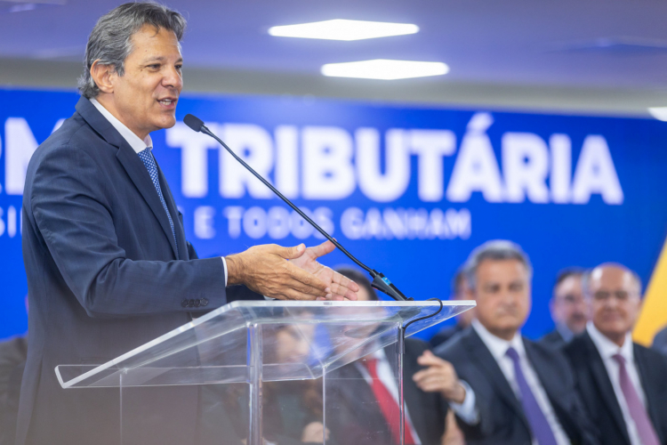Haddad estima déficit primário de 2025 em 0,1% do PIB