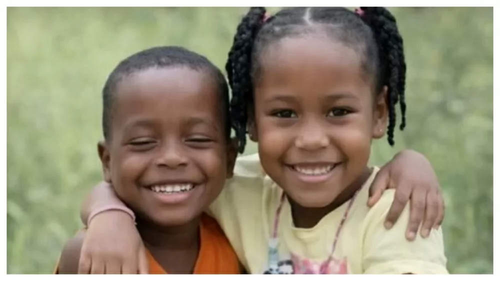 Allan Michael e Ágatha Isabelly