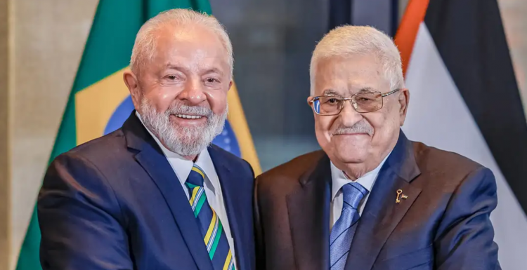 ​Lula conversa com presidente palestino sobre plano de paz em Gaza