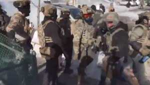 Agentes do ICE após incidente