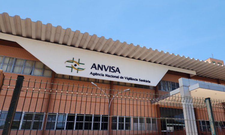 Fachada do prédio da Agência Nacional de Vigilância Sanitária (Anvisa), em Brasília