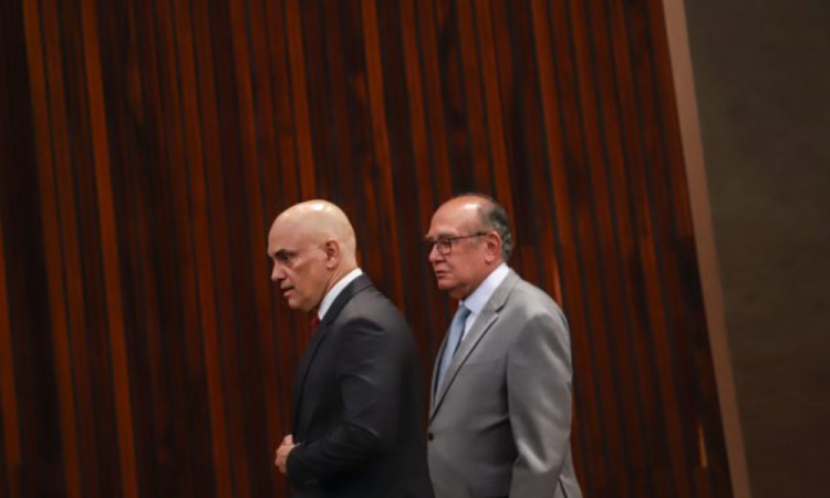 Ministros do STF Alexandre de Moraes e Gilmar Mendes | Foto: Antônio Cruz/Agência B