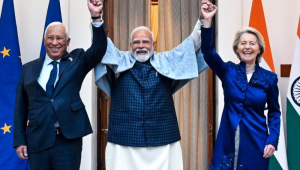 António Costa, presidente do Conselho Europeu; Ursula von der Leyene, a presidente da Comissão Europeia; e Narendra Modi, o primeiro-ministro da Índia