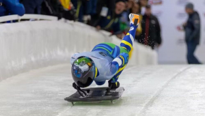 Nicole Silveira celebra pódio na Copa do Mundo de Skeleton