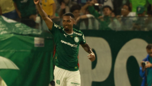 Palmeiras vence Santos
