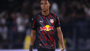 Vanderlan, ex-Palmeiras, é submetido a cirurgia no cérebro