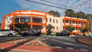 Prefeitura de Ferraz de Vasconcelos, Rua Pedro Foschini