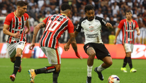 São Paulo sai na frente, mas Corinthians busca empate no clássico em Itaquera
