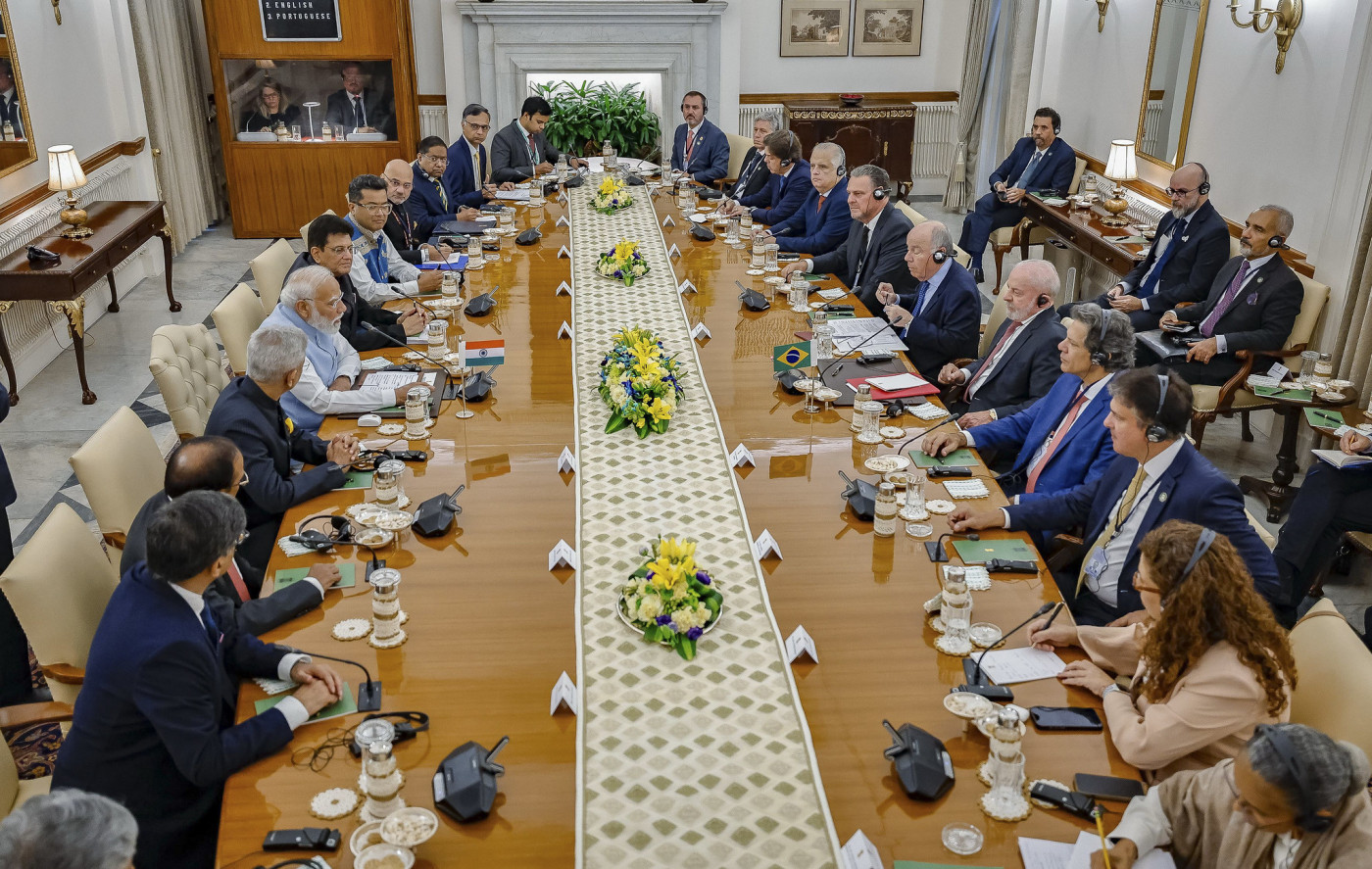 .02.2026 - Reunião ampliada com o Primeiro-Ministro da República da Índia, Narendra Modi 21.02.2026 - Presidente da República, Luiz Inácio Lula da Silva, durante reunião ampliada com o Primeiro-Ministro da República da Índia, Narendra Modi, na Sala Girnar da Casa Hyderabad. Nova Delhi — Índia Foto: Ricardo Stuckert / PR