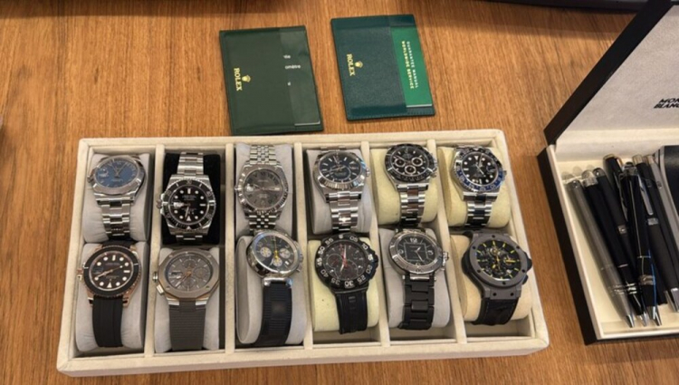 Rel&oacute;gios de luxo apreendidos