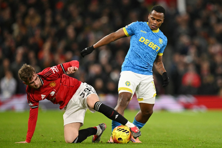 Wolverhampton aceita proposta do Palmeiras por John Arias