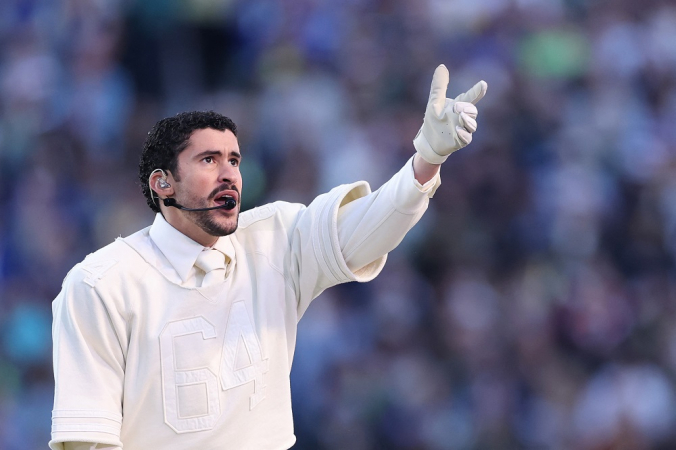 Bad Bunny em show do intervalo do Super Bowl