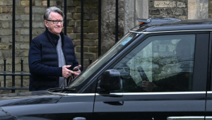 Ex-embaixador britanico