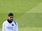 Achraf Hakimi durante treino do PSG