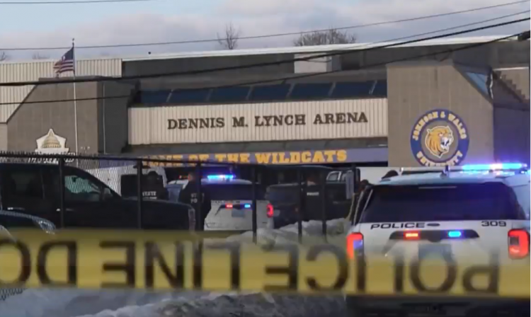 Ataque a tiros ringue de hóquei em Rhode Island, nos Estados Unidos