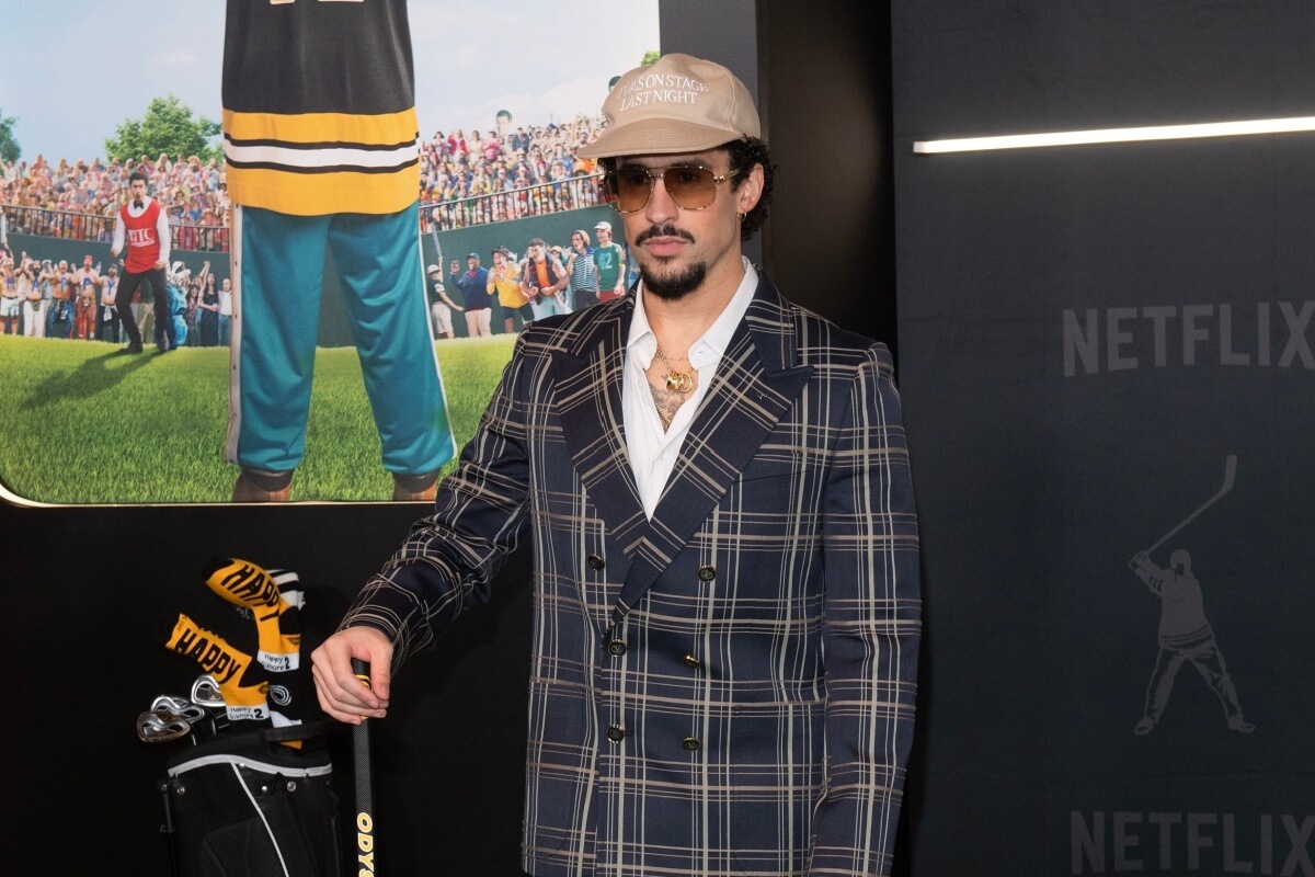 O artista tem uma trajetória marcada por sucessos, que vão desde recordes históricos nas premiações até uma presença cultural que ultrapassa a música 