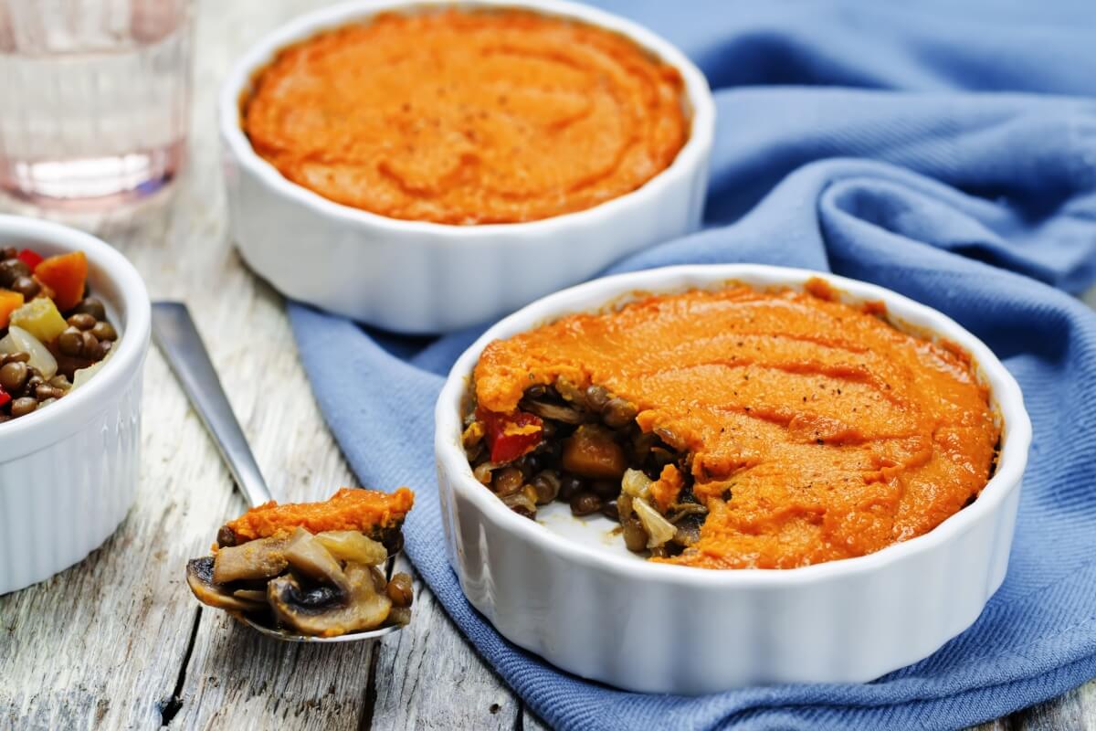 Escondidinho de abóbora com cogumelo e lentilha 
