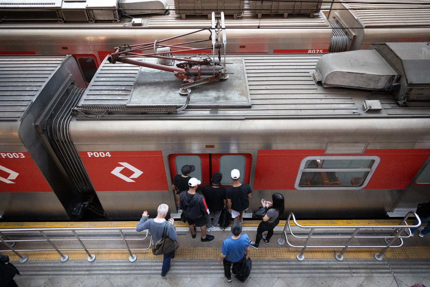Linhas de metrô e trem terão esquemas diferenciados de funcionamento, com ampliação da oferta, reforço de equipes e dias com funcionamento 24 horas para atender o grande volume de passageiros