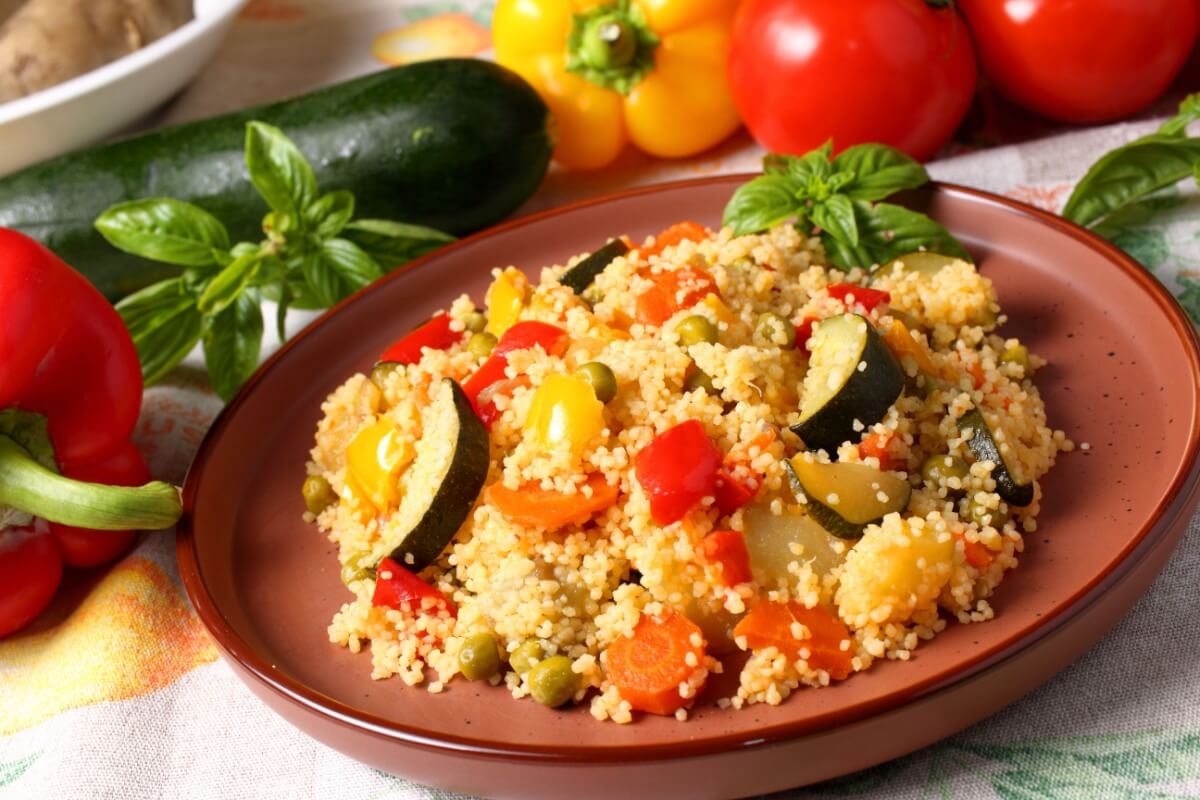 Cuscuz marroquino com legumes 