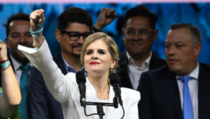 Direitista Laura Fernández é eleita presidente da Costa Rica