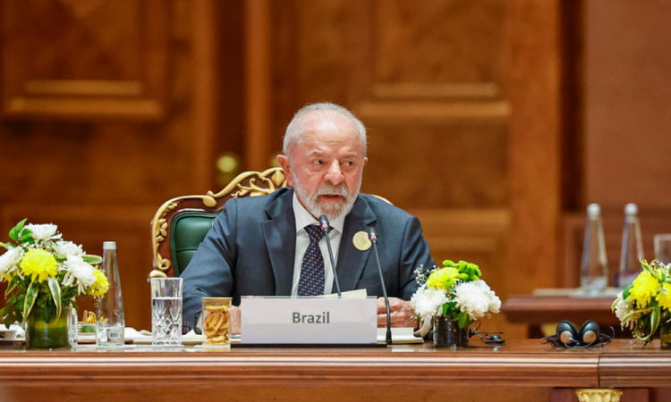 Presidente Lula (PT) durante a Sessão plenária com almoço de trabalho, no Centro de Convenções Bharat Mandapa, em Nova Délhi, na Índia