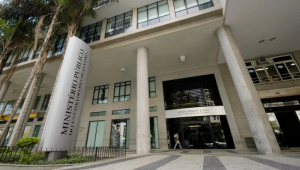 Incêndio atinge sede do Ministério Público no Rio de Janeiro