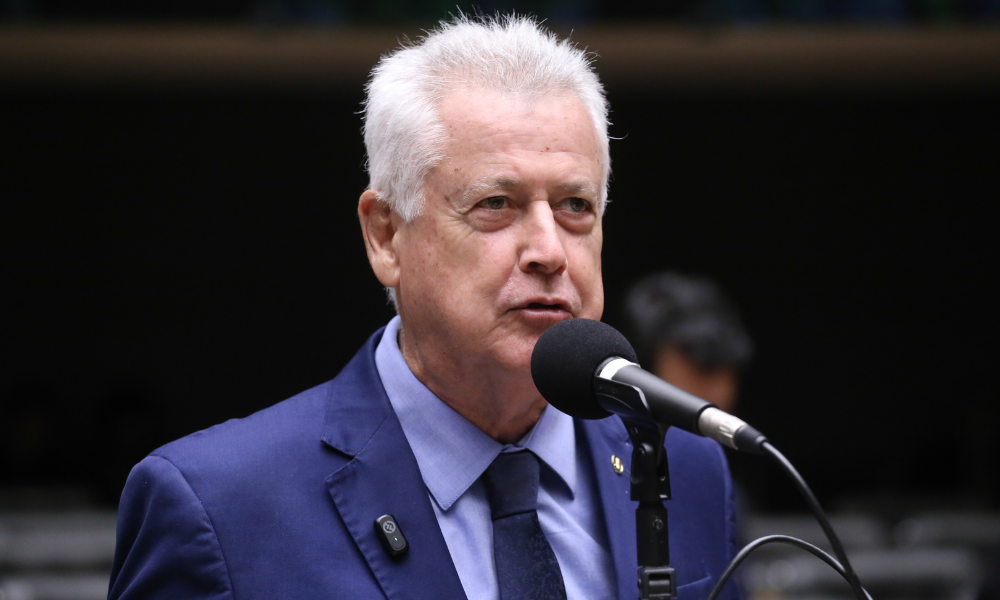 Deputado federal Rodrigo Rollemberg (PSB-DF), quem protocolou na Câmara dos Deputados pedido para a instalação da CPI do Banco Master