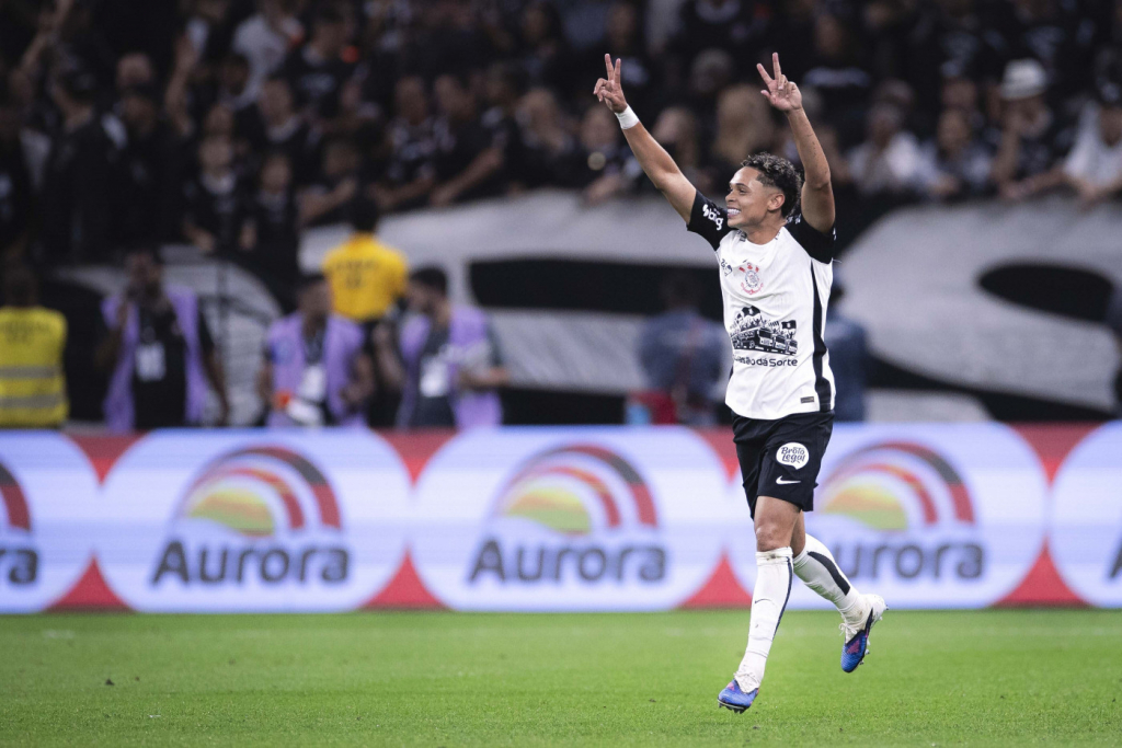 Com brilho de ‘Filhos do Terrão’, Corinthians vence Capivariano pelo Paulistão