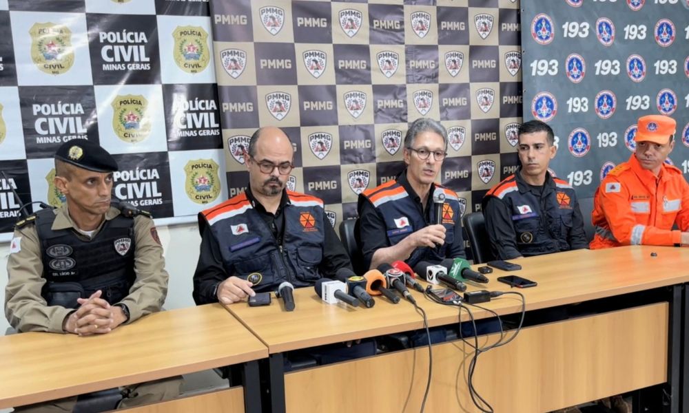 Governador Romeu Zema em coletiva com a Polícia e o Corpo de Bombeiros