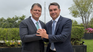 Tarcisio e Flávio devem fazer primeira foto conjunta