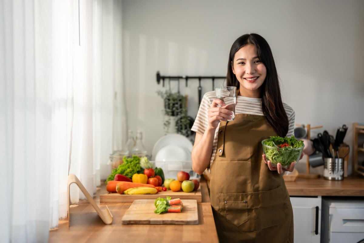  Cuidados simples no preparo e no armazenamento dos alimentos podem evitar contaminações e proteger a saúde 