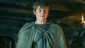 Do rúgbi ao protagonismo em ‘O Cavaleiro dos Sete Reinos’, Peter Claffey revela os bastidores da série