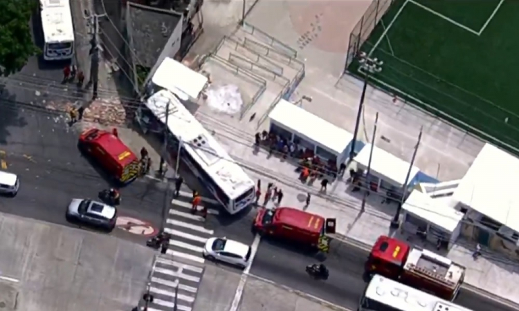 Acidente BRT Rio de Janeiro