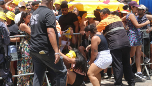 SP aciona plano de contingência após superlotação de foliões na Consolação