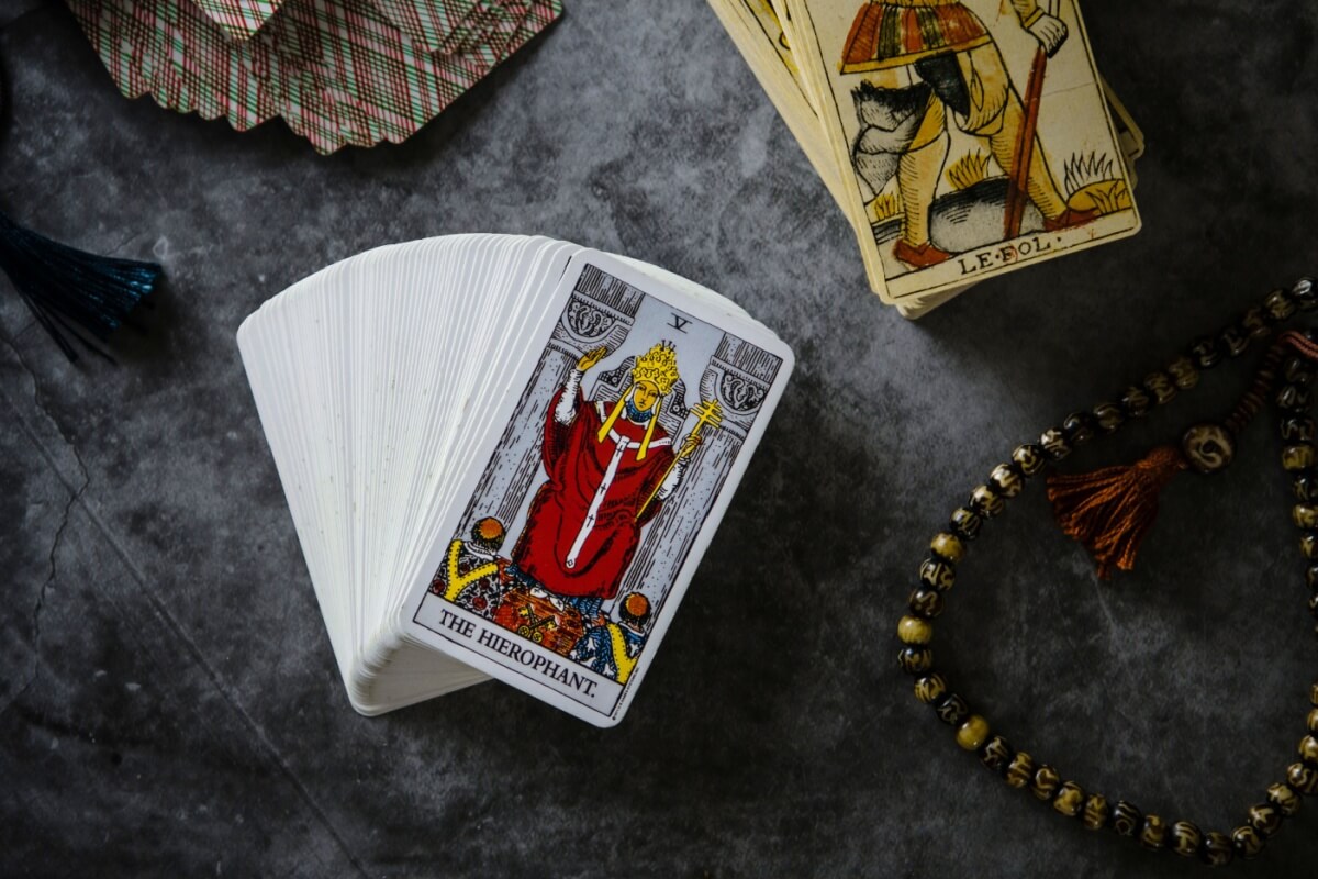 Será um dia de encerramentos, curas emocionais e ajustes importantes nas relações 